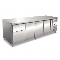 Tavolo Refrigerato Ventilato - GN 1/1 - Tre Porte + 2 Cassetti da 1/2 [-2 +8 C°]